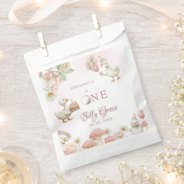 Sacolinha primeiro aniversario do Cogumelo do Jardim Flor do