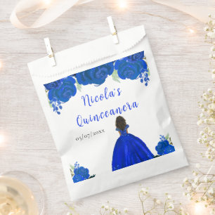 Sacolinha Princesa de Pele Escura Quinceanera Floral Azul