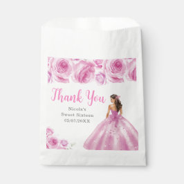 Sacolinha Princesa Floral com um Vestido Rosa Sweet Sixteen 