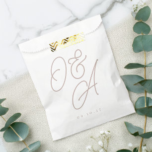 Sacolinha Rosa Taupe Script Watermark Monograma Wedding