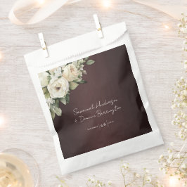 Sacolinha Rosas Vintage sobre Casamento de Borgonha Elegante