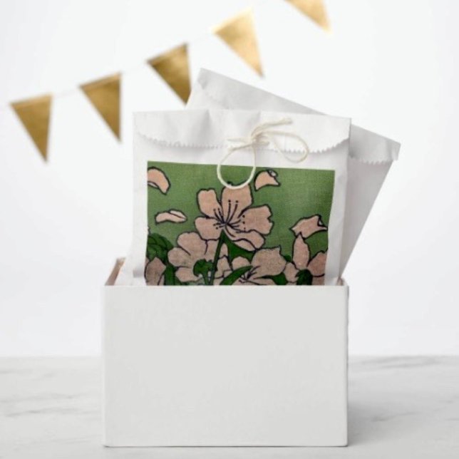 Sacolinha Saco de Favor Cascata de Flor de Rosa (Favor Bag Dimensions: 5.75”x8” sold in sets of 50. 
)
