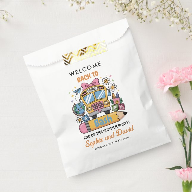 Sacolinha School’s Back Bash! Editable End of Summer Party  (Selado)