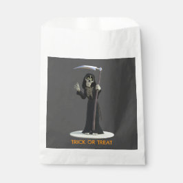 Sacolinha Trick or Treat. Cartoon Grim Reaper