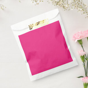 Sacolinha um fundo cor-de-rosa com preto