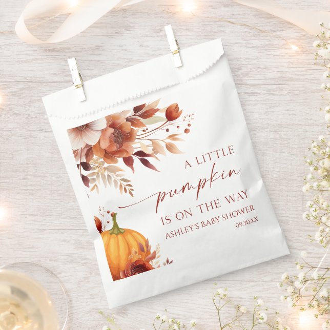 Sacolinha Um Pequeno Chá de fraldas Floral Rusty Burgundy (Cortado)