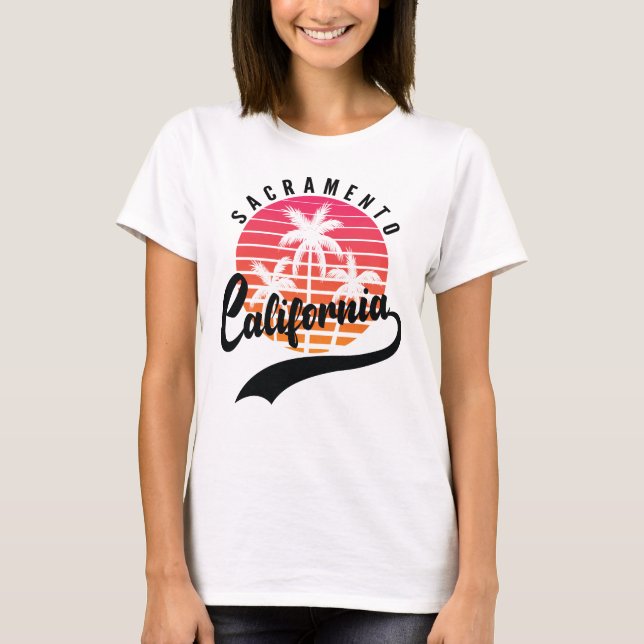 Sacramento, California Sunset Women's T-Shirt (Frente)