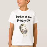 Safari Birthday Brother T-Shirt<br><div class="desc">Comemorar um aniversário é um assunto de família! Consiga camisas iguais para toda a família para que possa comemorar no estilo. Não só é divertido combinar com o tema,  como também vamos outros pais facilmente sabem quem são os anfitriões da festa! Estas camisas de safari são o toque perfeito!</div>