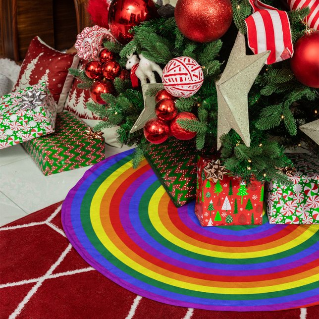 Saia Para Árvore De Natal De Linho Falso Círculos Concêntricos de Arco-íris (Rainbow Concentric Circles Faux Linen Tree Skirt)
