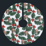 Saia Para Árvore De Natal De Poliéster Beagles e Holly<br><div class="desc">O mais bonito beagles com chapéus de Papai Noel num campo de bagas brilhantes vermelhas e folhas verdes.</div>