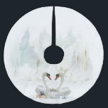 Saia Para Árvore De Natal De Poliéster Escoamento Elegante da Árvore de Aquarela Swans<br><div class="desc">Esta linda saia de Natal mostra dois cisnes com a cabeça olhando um para o outro. O fundo tem aquarelas moles, pântanos, flocos de neve e presentes! Ideal para decoração de árvores ou para uma ideia de presente para recém-casados, amigos ou família. Se precisar de ajuda para transferir este design...</div>