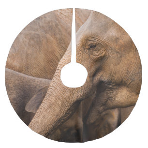 Saia Para Árvore De Natal De Poliéster Família Elefante: Vida Selvagem Majestosa