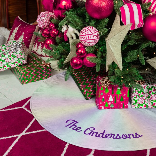 Saia Para Árvore De Natal De Poliéster Gradiente da Paleta Iridescente de Pastel (Pastel Iridescent Palette Gradient Brushed Polyester Tree Skirt)