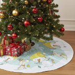 Saia Para Árvore De Natal De Poliéster Pequeno Snowman Tree Skirt<br><div class="desc">Um cachorro bonito decora um boneco de neve. Para diversão debaixo da árvore de natal. Encontre mais itens correspondentes na minha Coleção de Pequenas Neves.</div>