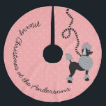 Saia Para Árvore De Natal De Poliéster Pontos modernos do 50 cor-de-rosa retro do cão da<br><div class="desc">Este design francês da saia da árvore de Natal da caniche dos anos 50 bonitos é derivado das saias clássicas da caniche dos anos 50. A vintage-vista bonito cão preto e cinzento tem pompons da pele com bolinhas bonitos e de um arco cor-de-rosa em sua cabeça. Igualmente tem uma trela...</div>
