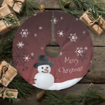 Saia Para Árvore De Natal De Poliéster Red Snowman Winter Scense Christmas Tree Skirt<br><div class="desc">Traga o charme festivo para sua decoração de férias com uma saia de Natal da Cena de Neve Vermelha. Apresentando um design branco de um boneco de neve alegre em um chapéu cercado por uma cena de inverno de queda de neve e flocos de neve brancos, esta saia-árvore define o...</div>