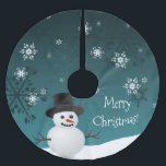 Saia Para Árvore De Natal De Poliéster Teal Snowman Winter Scense Christmas Tree Skirt<br><div class="desc">Adicione um toque balbucioso debaixo da sua árvore de Natal nesta temporada de Natal com um Teal Snowman Winter Scene Christmas Tree Skirt. Design de saia-árvore apresenta um boneco de neve feliz em uma cena de ventania de neve contra um fundo de terra adornado com flocos de neve de cor...</div>