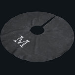 Saia Para Árvore De Natal De Poliéster Vintage Chalkboard Monograma Tree Skirt Inicial<br><div class="desc">Conselho de giz do quadro de calços Vintage Professor Monograma Personalizado Monograma Primeira Camada</div>