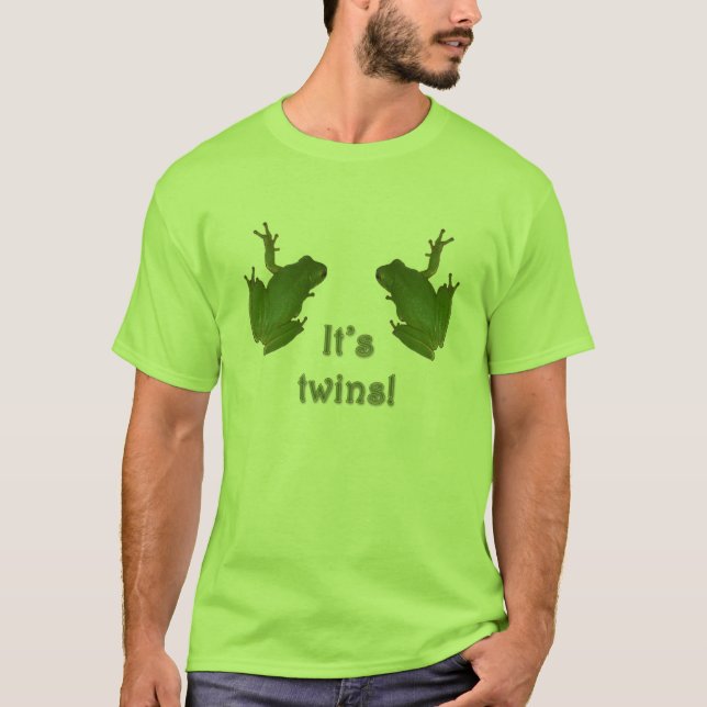 Sapo verde é gêmeos! T-Shirt New Baby (Frente)