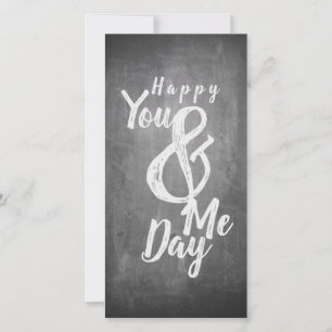 Saudações de aniversário em visual de quadro negro
