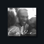 Script Elegante | Impressão de tela de fotos<br><div class="desc">Personalize a canvas esticada com sua própria foto e o elegante e personalizado roteiro manuscrito "love". Escolha entre duas cores do script para que ele se ajuste melhor às suas fotos.</div>