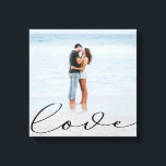 Script Elegante | Impressão de tela de fotos<br><div class="desc">Personalize a canvas esticada com sua própria foto e o elegante e personalizado roteiro manuscrito "love". Escolha entre duas cores do script para que ele se ajuste melhor às suas fotos.</div>