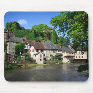 Segur-le-Castelo no mousepad de France