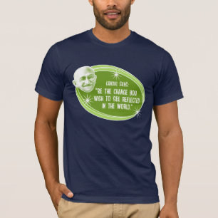 Seja o t-shirt da cotação de Gandhi da mudança
