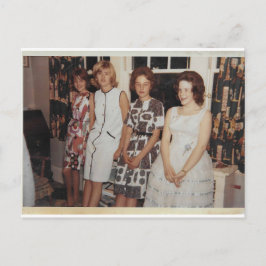 senhoras na espera do cartão postal