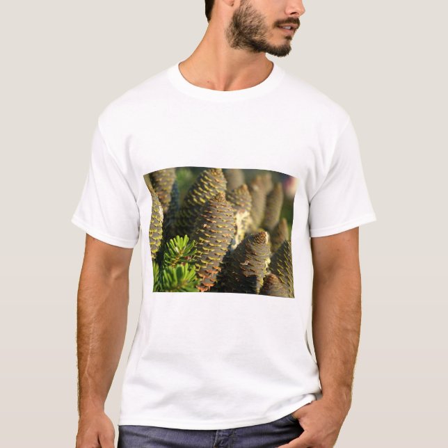 Serene Tree Silhouette T-Shirt – Nature’s Calm (Frente)