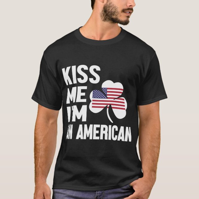 Série Kiss Me (Sou Americano) Camiseta masculina (Frente)