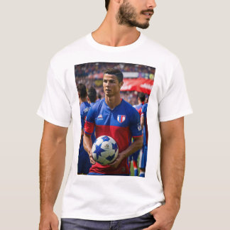 Seu estilo com a última camisa de Cristiano Ronald