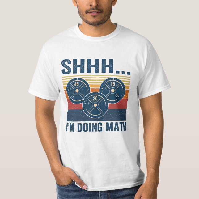 shh estou fazendo camiseta de matemática (Frente)