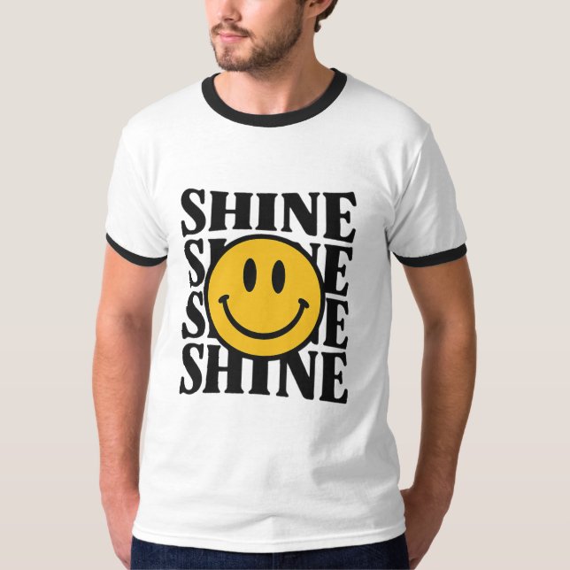 SHINE Retro Smiley Face Bold Typography T-Shirt (Frente)