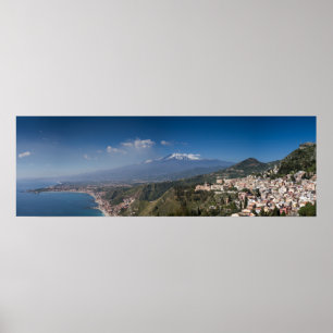 Sicília - Taormina na frente do poster de Etna