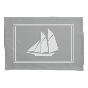 Silhueta de veleiro branco Elegante