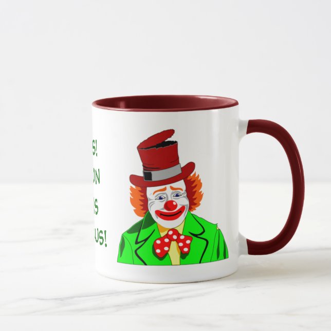 SIM! EU FUNCIONO ESTE CIRCO! Caneca cerâmica (Direita)