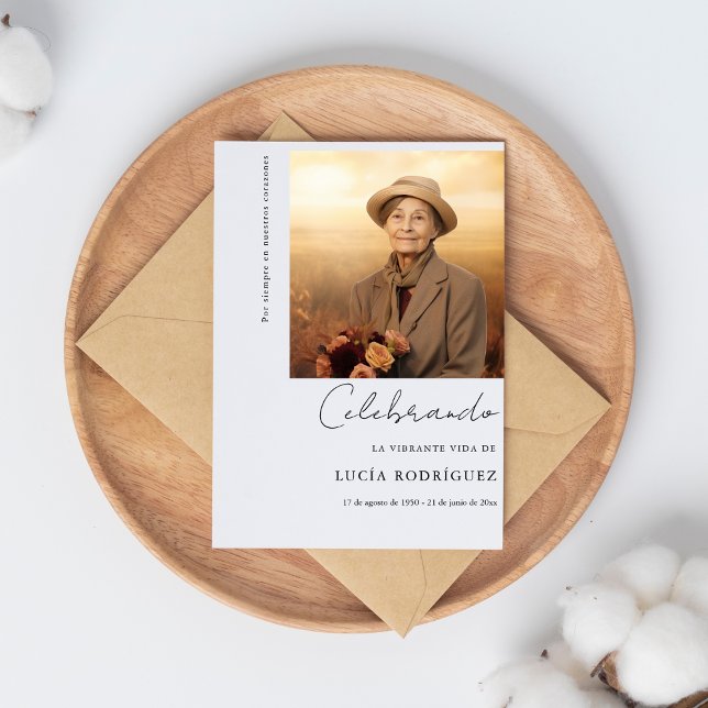 Simple Celebrando Anúncio do Funeral Espanhol (Criador carregado)