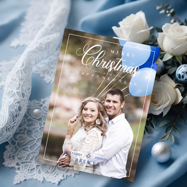 Simples Carta de Natal com Foto da Família com Let (Simple Whimsical Merry Christmas Script Photo Family Holiday Card. )
