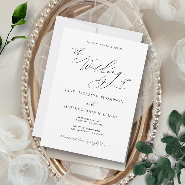 Simples Convite de Casamento Clássico Preto e Bran (This wedding invitation features a romantic calligraphy script font for a fine art wedding look.)