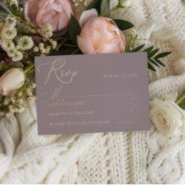 Simples Tipografia Rosa Poeirento e Dourado RSVP C