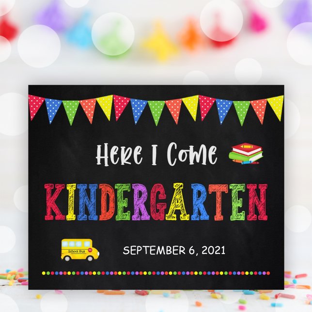 Sinal do Primeiro Dia da Escola | Poster de jardim (First Day Of School Sign | Kindergarten Poster)