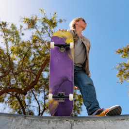 Skate Abstrato Roxo e Dourado