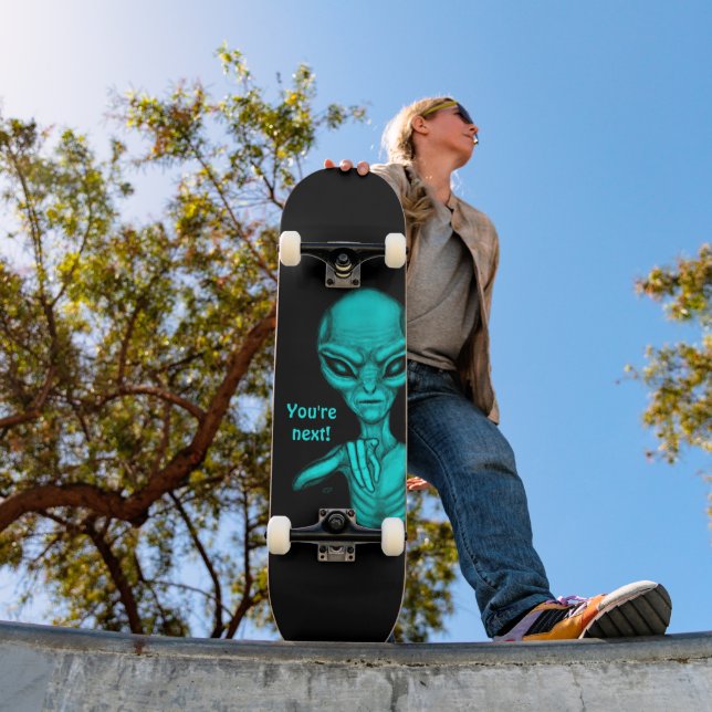 Skate Alienígena ruim, você é a próxima! (Ao ar livre 1)