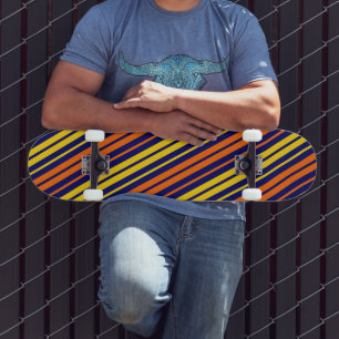 Skate Amarelo e Laranja Listras Verticais Azul Marinho