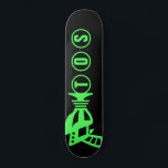 Skate Arma Espacial Personalizada<br><div class="desc">crianças retro brinquedo com arma gráfica skateboard - personalize com as iniciais do destinatário</div>