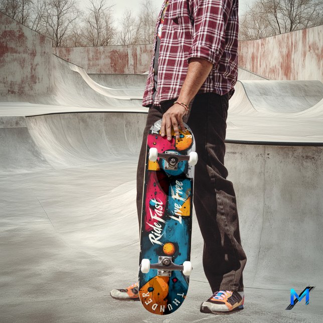 Skate Arte Pop Geométrica Ousada - Andar Rápido, Viver L (Criador carregado)