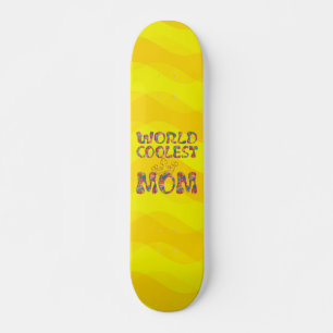 Skate As ondas as mais frescas do amarelo da mamã do