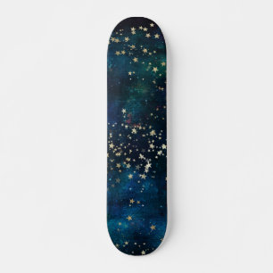 Skate Azul e Dourado sob o céu noturno das estrelas