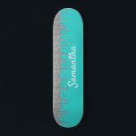 Skate Azul Ovo de Robin com Glitter Prateado Pingando<br><div class="desc">Este design pode ser personalizado escolhendo a opção personalizar para adicionar texto ou fazer outras alterações.</div>